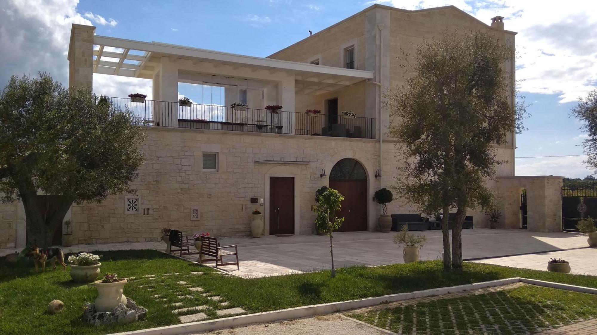 Casal Del Vico Hotel Santeramo in Colle Luaran gambar